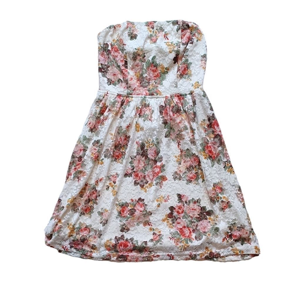 Floral strapless dress